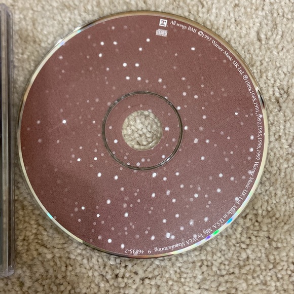 🔥 5 for $5🔥 Paint the Sky with Stars The Best of Enya CD - Picture 3 of 5